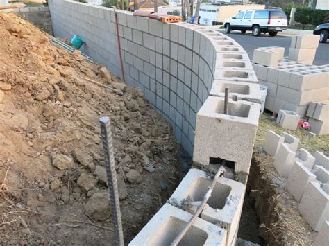 building a curved concrete block wall